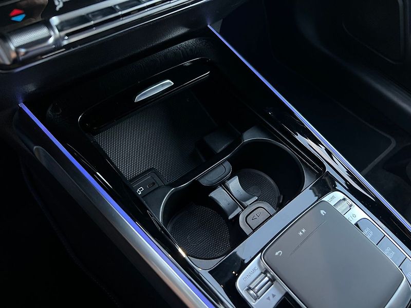 Mercedes-Benz GLB (2020) 200d-Progressive-P.KAMERA - fotka 33 z 45