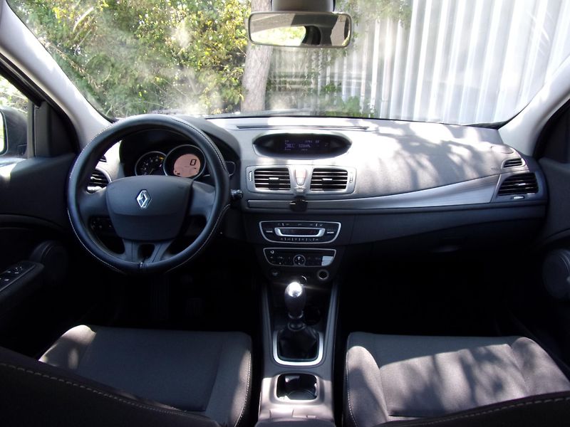 Renault Mégane (2010) 1.4TCe96kW 2xALU KOLA DIGIKLIM - fotka 10 z 22