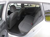 Volkswagen Golf 1,5 TSI 110kW Life DSG7 ČR - náhled 19