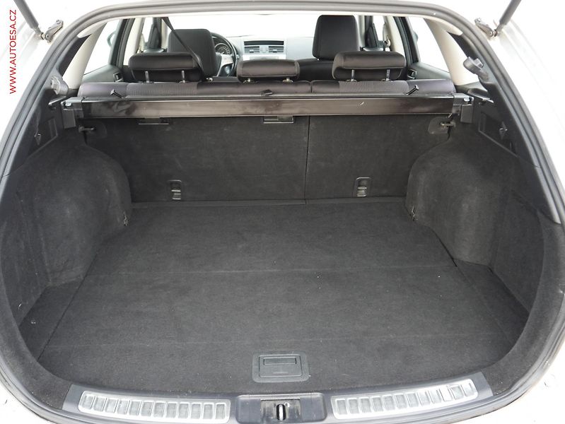 Mazda 6 (2009) 2.0 i, AC, park.asist - fotka 7 z 15