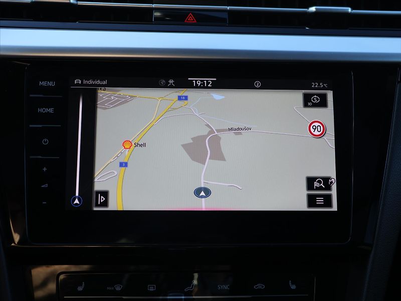 Volkswagen Arteon Shooting Brake 2,0 TDI 142kW 4M DSG R-Line DP - fotka 25 z 41