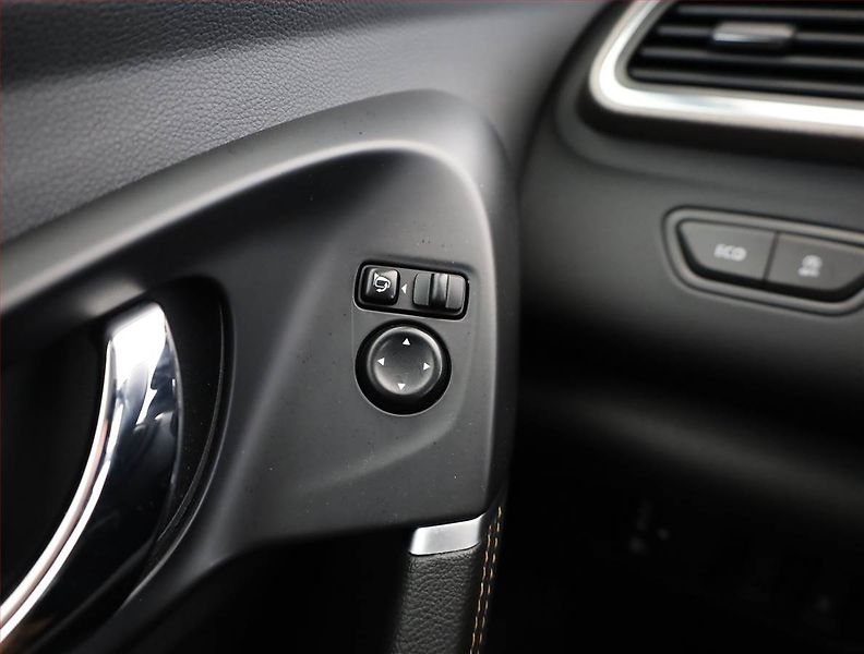 Renault Kadjar (2015) 1.6 dCi, 4X4, Serv.kniha - fotka 15 z 18