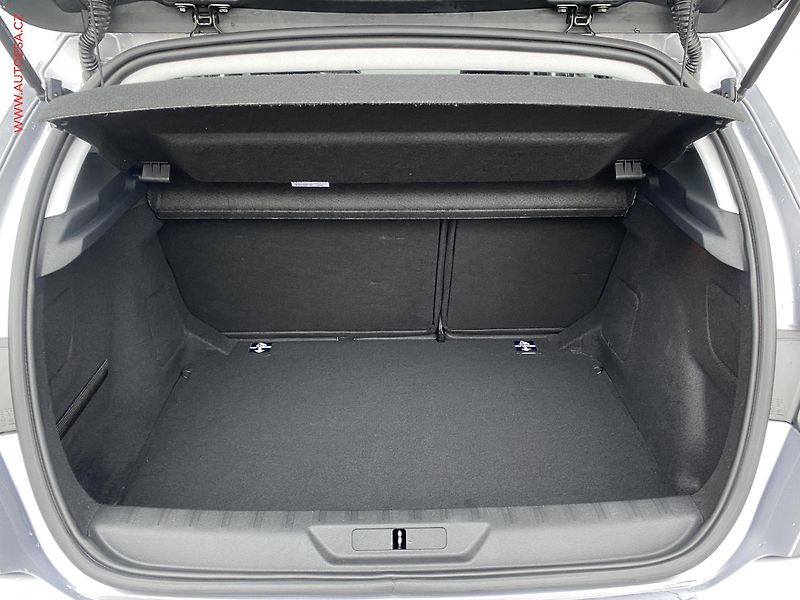Peugeot 308 (2018) 1.2PT, Style, AT, navi - fotka 7 z 18