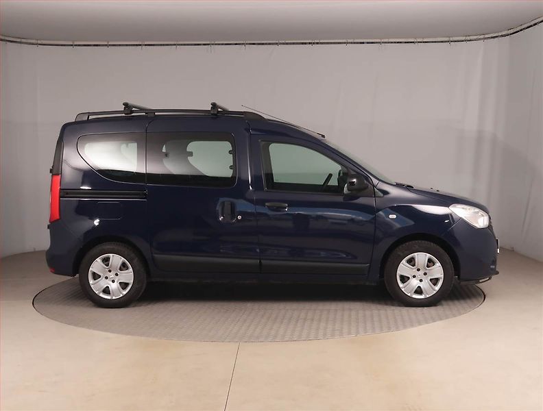 Dacia Dokker (2019) Arctica 1.6 SCe, 5Míst, ČR - fotka 6 z 15