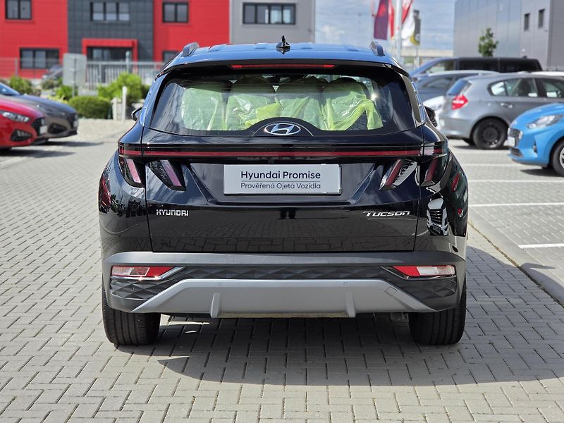 Hyundai Tucson (2021) 1,6TGDI 132kW SMART 18 - fotka 4 z 19