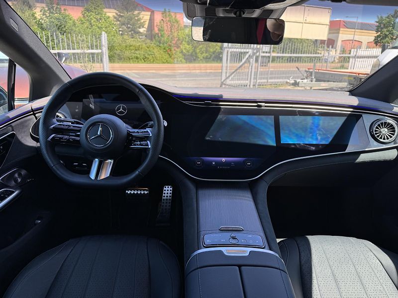 Mercedes-Benz EQE (2023)  500 4-Matic AMG 19000km - fotka 21 z 35