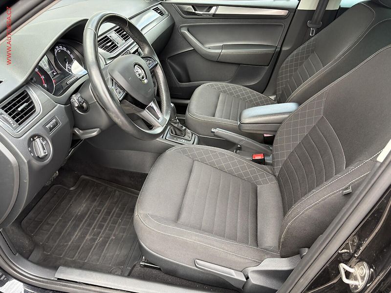 Škoda Rapid (2018) 1.0 TSI, ČR, DSG, kamera - fotka 9 z 15