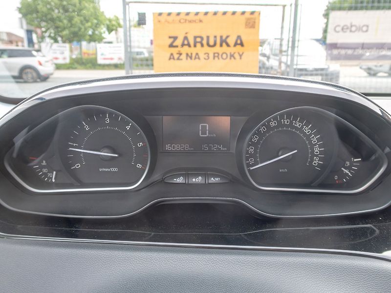 Peugeot 208 (2016) ČR 1.6HDI – PO SERVISU - fotka 20 z 45
