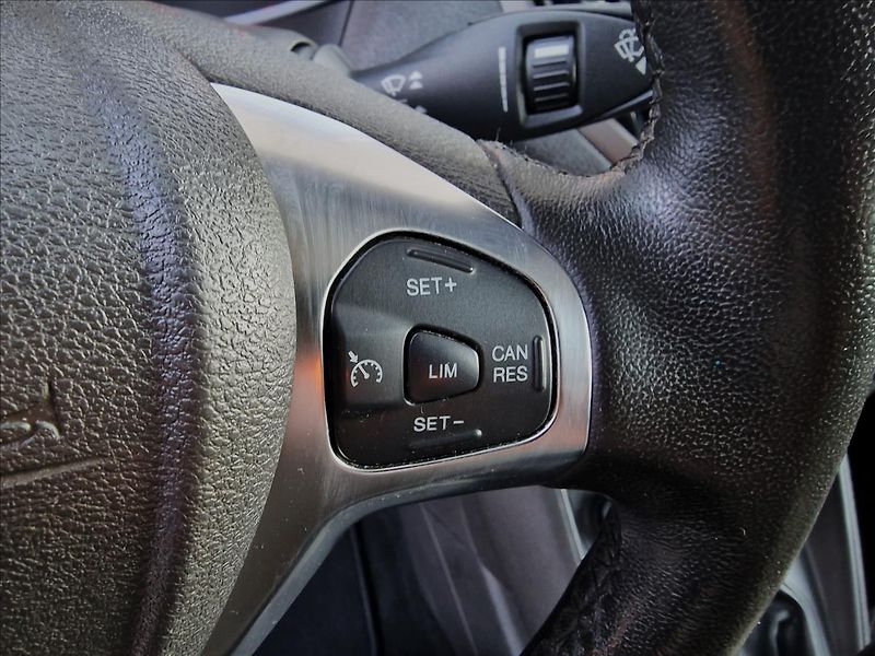 Ford Tourneo Courier 1.5TDCi 74kW Trend,ČR,1.Maj. - fotka 24 z 50
