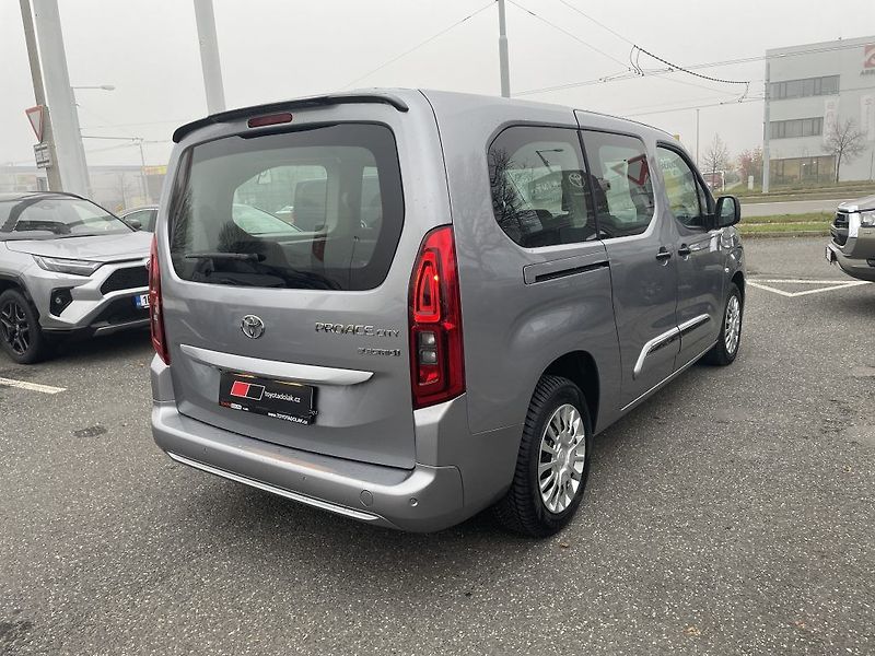 Toyota ProAce City EV 136k Family 7S ODBĚR 4/2026 - fotka 3 z 29