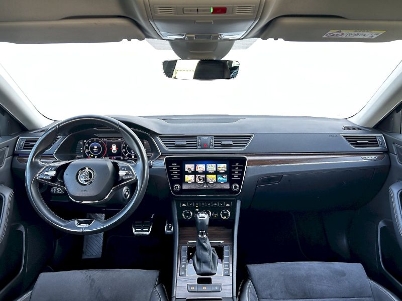 Škoda Superb (2021) Combi 2.0 TDI 147kW 4x4 DSG Sc - fotka 5 z 35