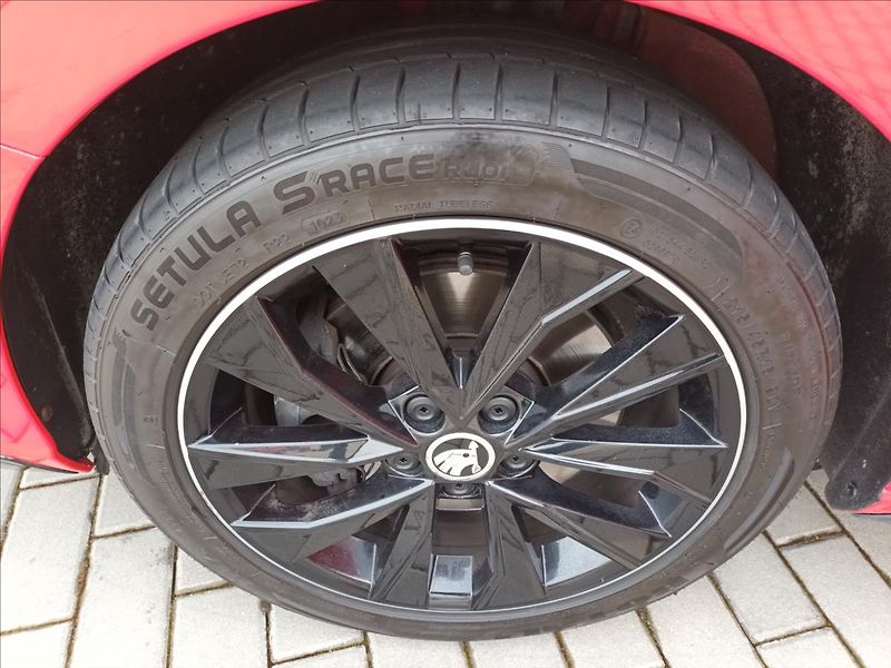Škoda Fabia 1,2 TSI,81KW,MONTE CARLO,PANO, - fotka 24 z 38