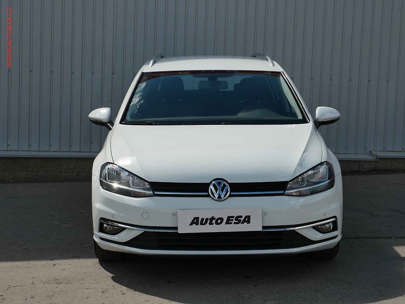 Volkswagen Golf (2017) 1.4 TSi, 2.maj,ČR - fotka 2 z 24