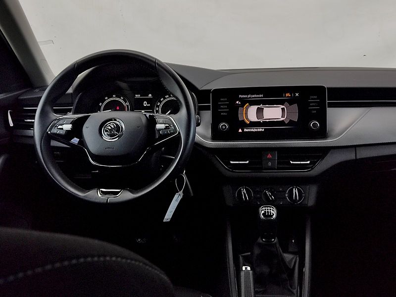 Škoda Scala (2022) Ambition 1,0 Tsi 81 Kw - fotka 6 z 32