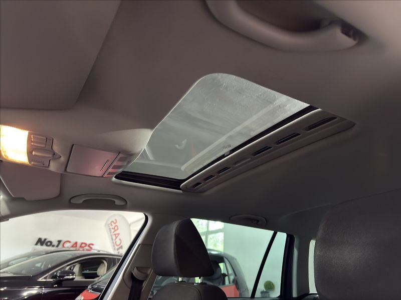 Škoda Octavia 1,4   TSI FAMILY XENON ŠÍBR TZ - fotka 20 z 45