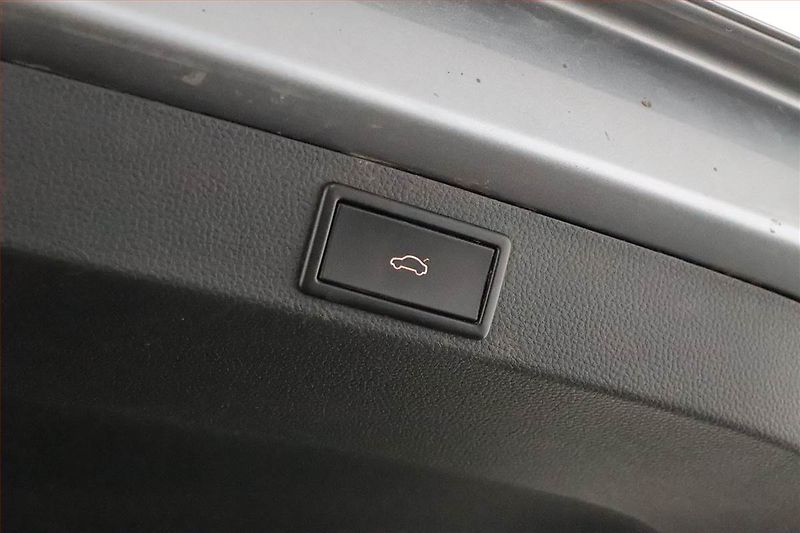 Škoda Karoq (2018) 2.0 TDI, 4X4, Kůže, Navi - fotka 17 z 20