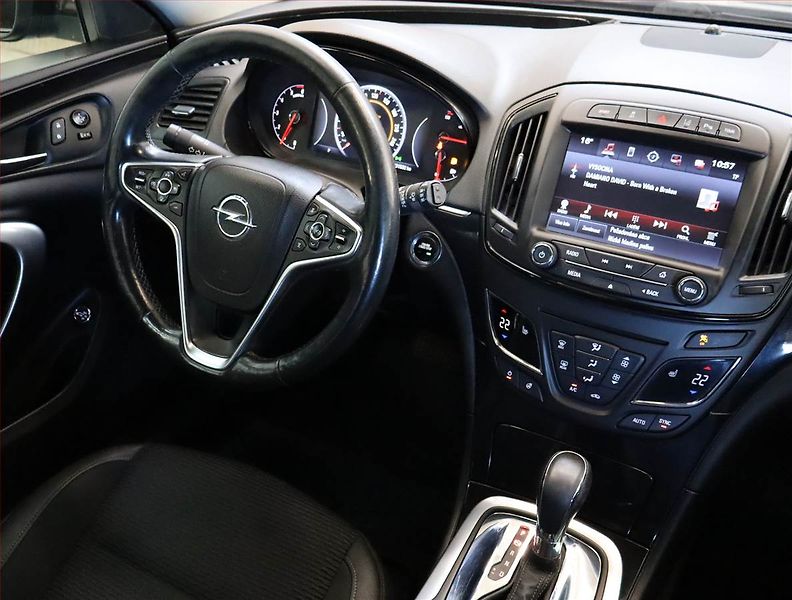 Opel Insignia (2016) Cosmo 2.0 CDTI, 4X4, Automat - fotka 7 z 22