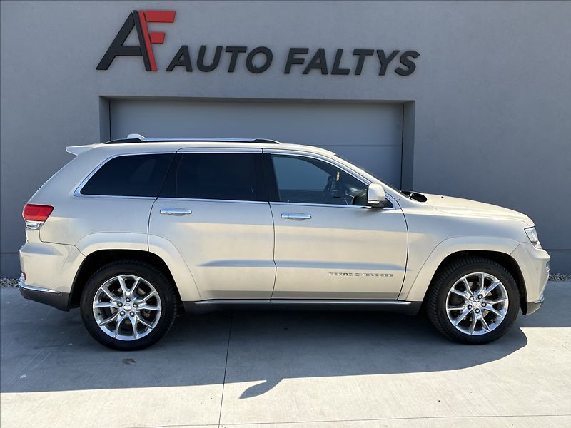 Jeep Grand Cherokee 3,0 CRD 184KW SUMMIT ČR.1.MAJ. - fotka 2 z 38