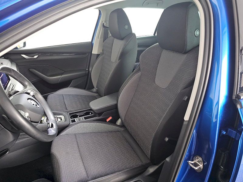 Škoda Octavia (2024) COMBI 1.5TSI 85kW DSG SELECTIO - fotka 6 z 30