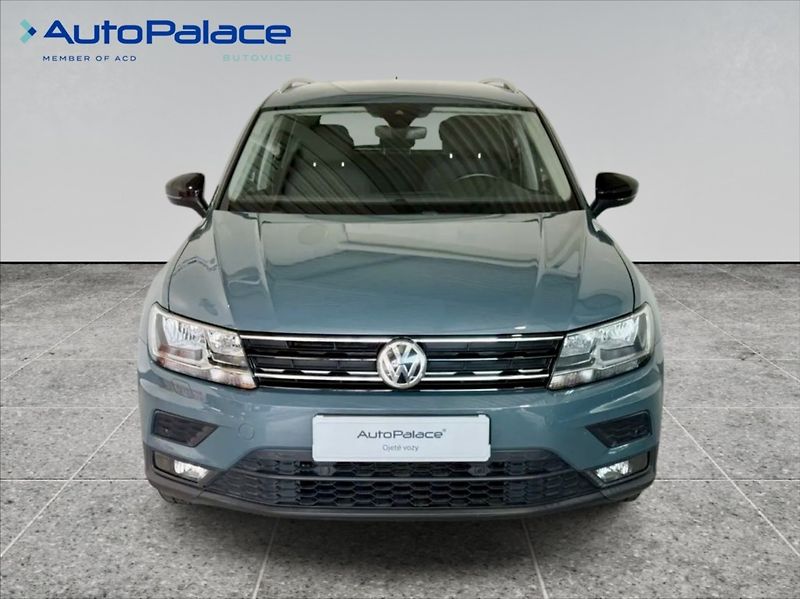 Volkswagen Tiguan 1,5 TSI NAVIGACE - fotka 2 z 23