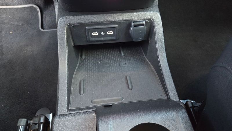 Mercedes-Benz Třídy T 180d PROGRESSIVE automat - fotka 14 z 25