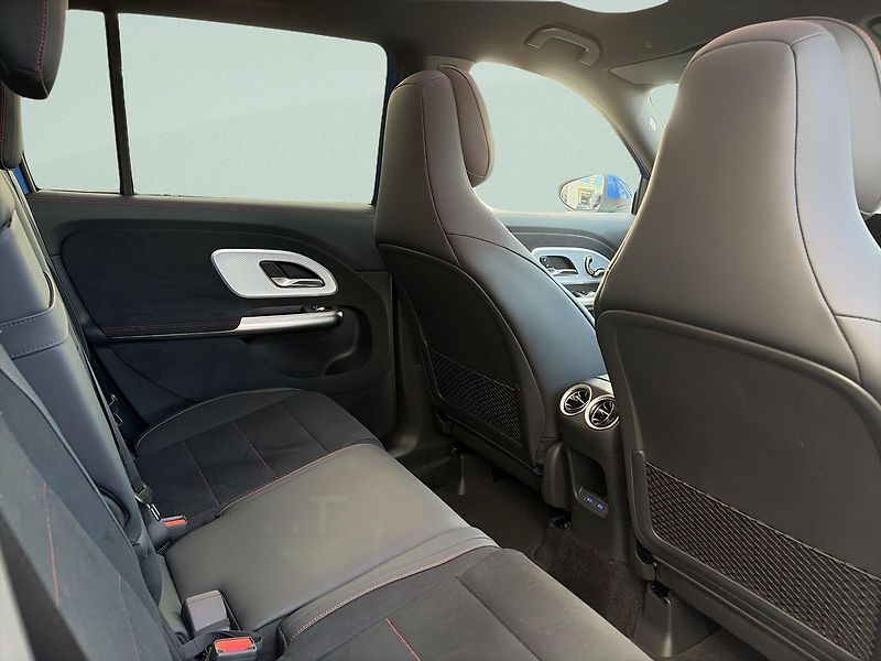 Mercedes-Benz GLB 350 4M EQ - fotka 14 z 15