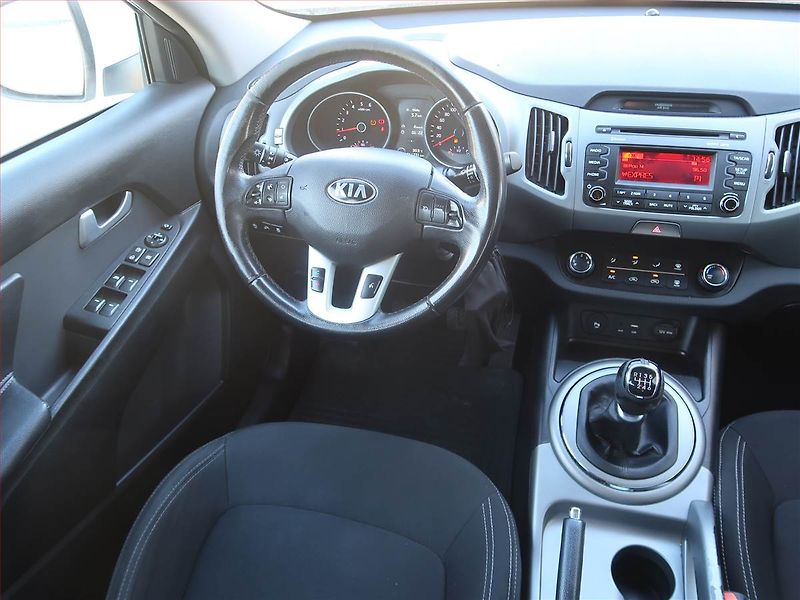 Kia Sportage (2015) 1.7 CRDi, Serv.kniha, Tempomat - fotka 7 z 17