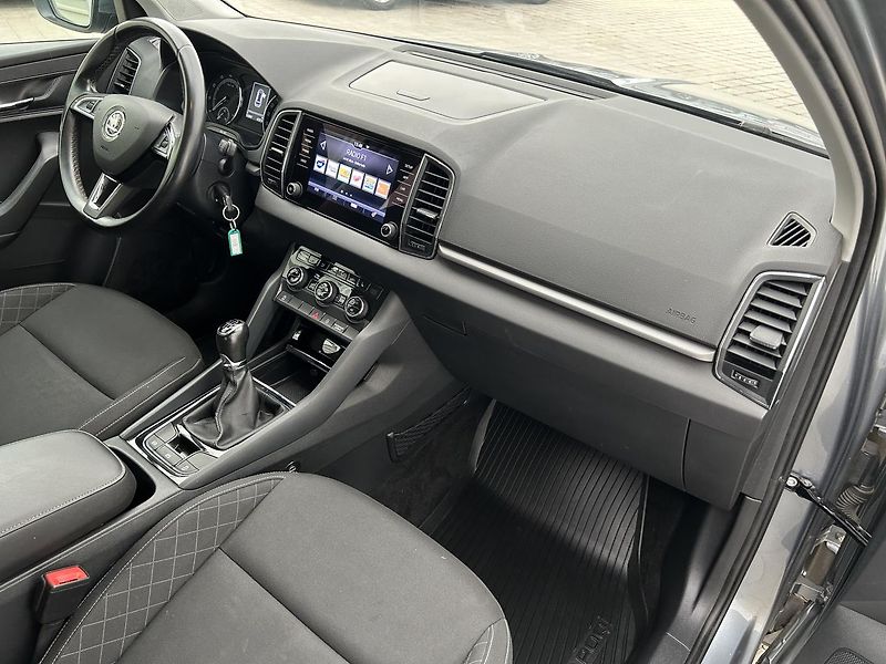 Škoda Karoq 1.5 TSI Ambition - fotka 9 z 25