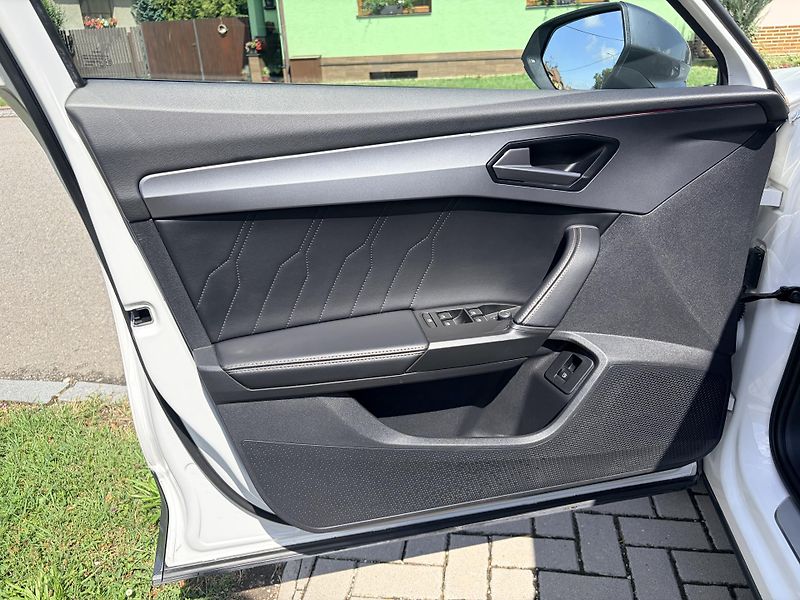 Cupra Formentor 1.4TSI E-HYBRID LED REZERVACE - fotka 11 z 60