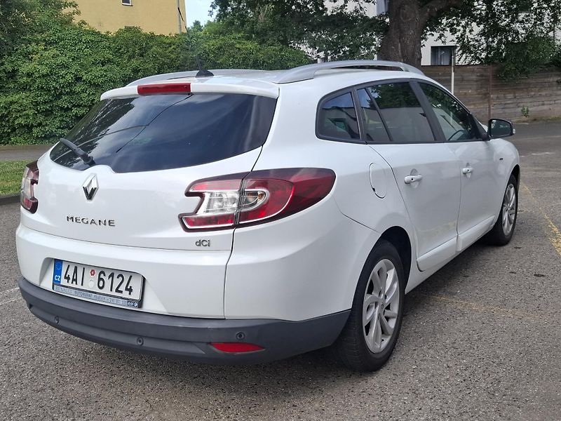 Renault Mégane (2014) 2.5 DCI limited - fotka 4 z 14