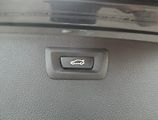 BMW Řada 3 (2017) 318 d, Kůže, Navi, Tempomat - náhled 16