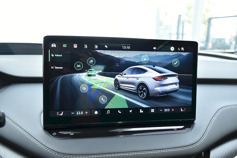 Škoda Enyaq (2025) 85 Sportline 210kW ADVANCED Pa - fotka 16 z 35