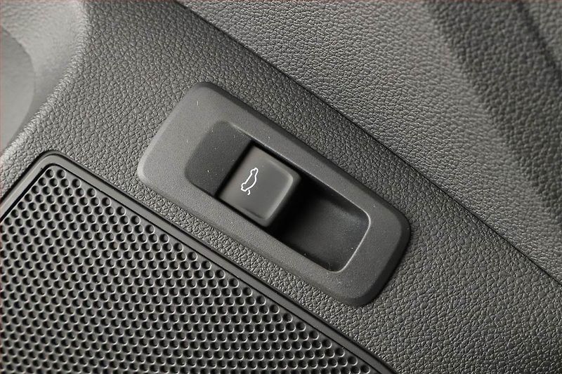 Škoda Karoq (2024) 1.5 TSI, FRESH - fotka 21 z 22