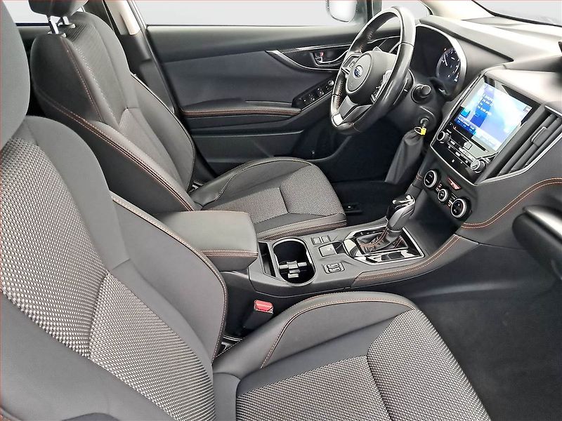 Subaru XV (2021) 2.0 e-Boxer - fotka 9 z 17