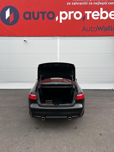 Jaguar XF 3.0 Aut. 380HP! S AWD Edition  - fotka 24 z 25