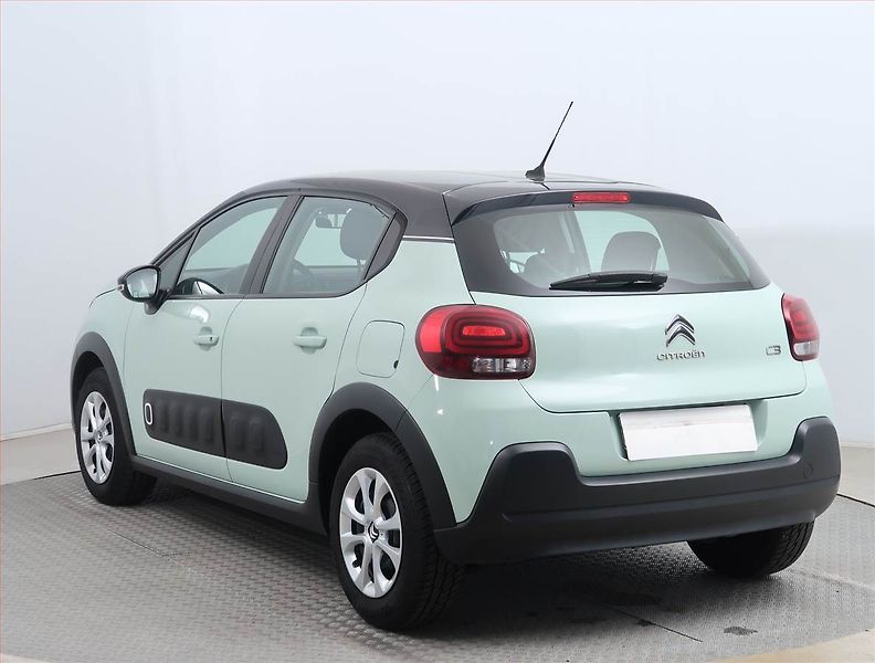 Citroën C3 (2018) 1.2 PureTech, ČR,1.maj - fotka 4 z 14