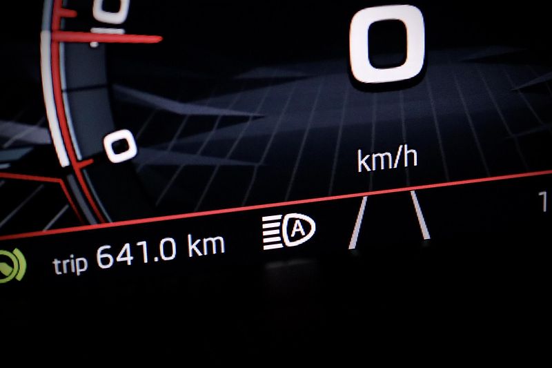Škoda Superb 3 FL Combi 2.0 TDI 110 kW DSG - fotka 35 z 48