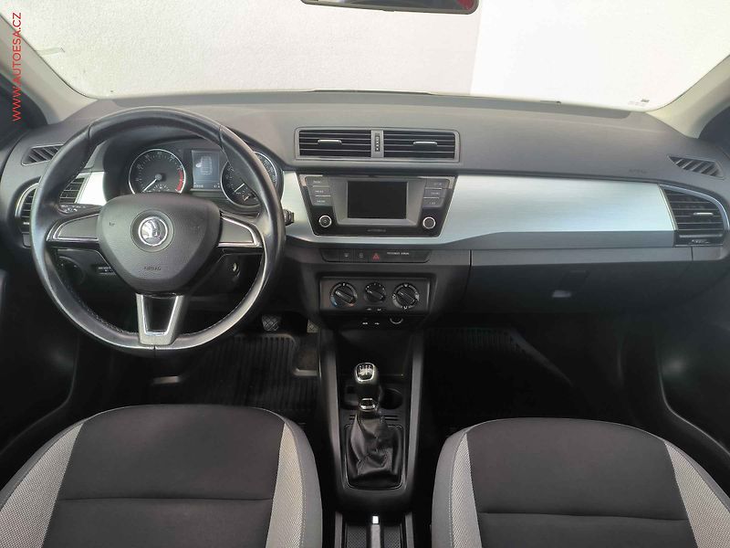 Škoda Fabia (2015) 1.2 TSi, 1.maj,ČR, Ambition - fotka 8 z 16