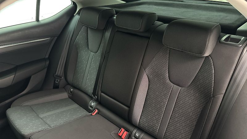 Škoda Octavia 2.0 TDI Style - fotka 16 z 29