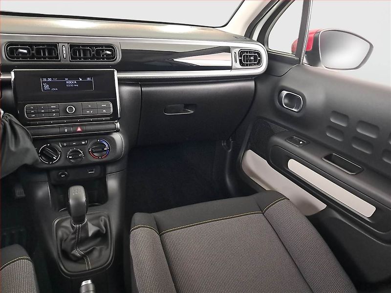 Citroën C3 (2020) 1.2 PureTech, ČR,1.maj - fotka 8 z 17