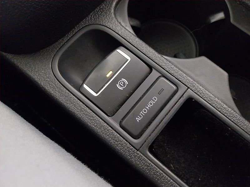 Volkswagen Tiguan (2011) 1.4 TSI, Serv.kniha - fotka 17 z 17