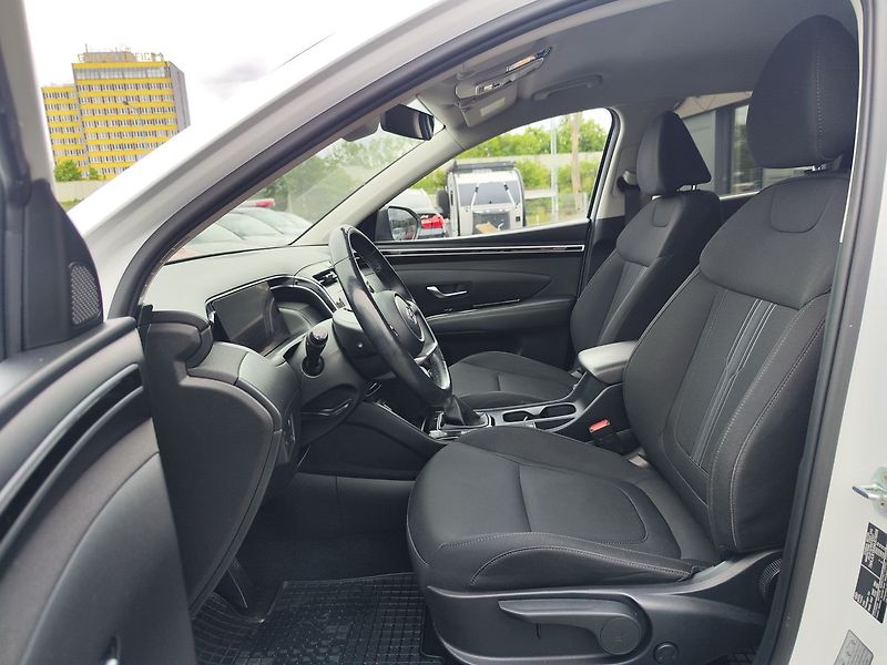 Hyundai Tucson 1.6 T-GDi/110kW Smart - fotka 13 z 33