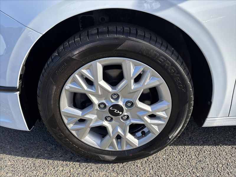 Kia Ceed 1,5 TGDi 118kW TOP ZÁRUKA NAVI - fotka 36 z 40