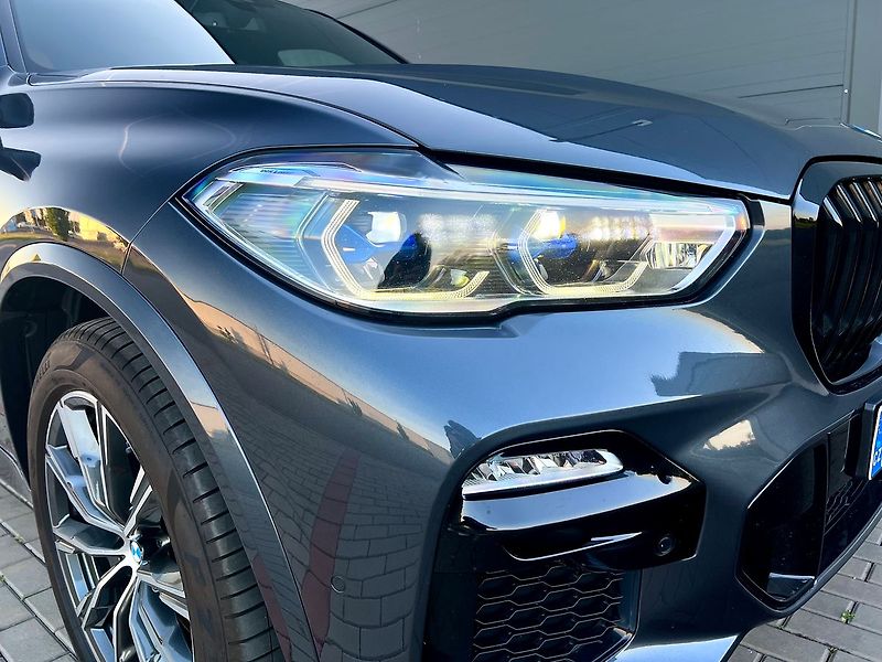 BMW X5 30D xDrive M-Sport-Panorama - fotka 10 z 71