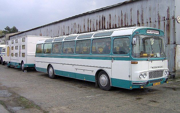 Autobus Karosa ŠD 11 a rotelem LP 30., zdroj: Wikimedia Commons, Harold, CC BY-SA 4.0
