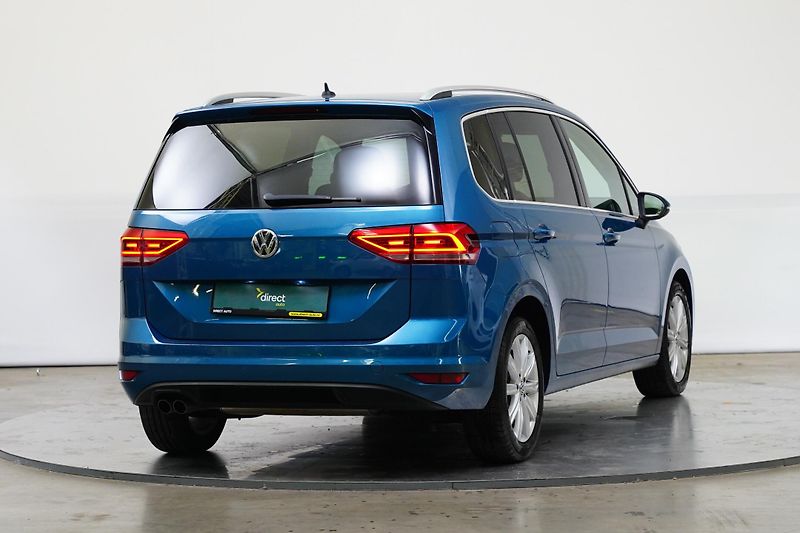 Volkswagen Touran - fotka 2 z 26