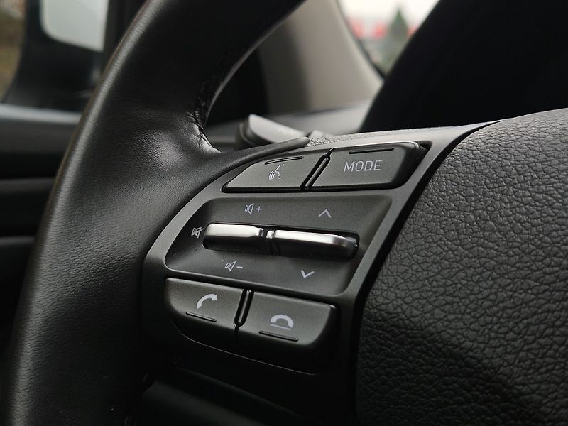 Hyundai i30 1,5i, Comfort 16, 1.majitel - fotka 17 z 32