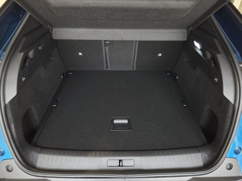 Peugeot 3008 (2025) ALLURE Hybrid 145 e-DCS6 - fotka 7 z 15