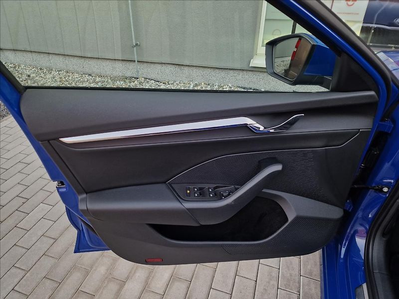 Škoda Octavia 2.0TDI Style Combi,ČR,1.Maj. - fotka 38 z 50