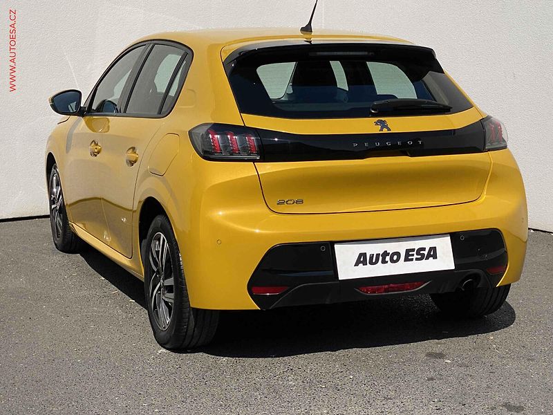 Peugeot 208 (2020) 1.2PT, Allure - fotka 6 z 14